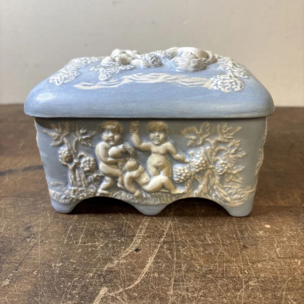 Vintage Blue & White Cherub Relief Music Box Trinket Jew Box Plays Music Footed